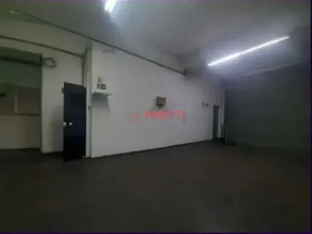 Loja à venda ou para alugar, no bairro Vila Baeta Neves em São Bernardo do Campo