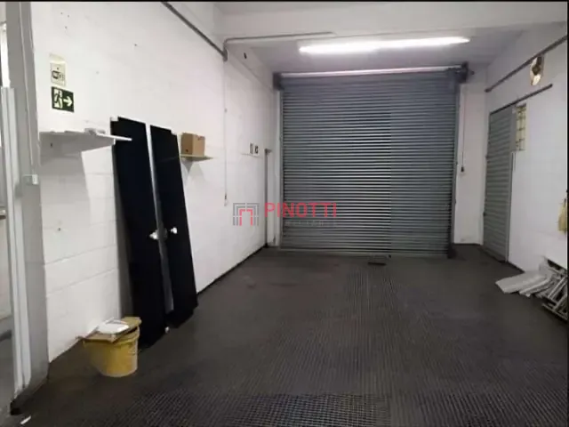 Loja à venda ou para alugar, no bairro Vila Baeta Neves em São Bernardo do Campo
