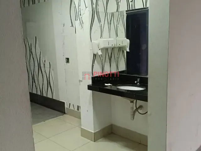 Loja para alugar, no bairro Serraria em Diadema