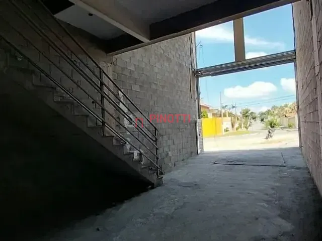 Loja para alugar, no bairro Parque dos Pássaros em São Bernardo do Campo