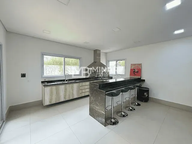 Casa com 918m² 7 quartos e 9 banheiros, à venda ou para alugar, no bairro Alphaville em Santana de Parnaíba
