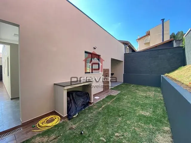 Casa com 250m² 3 quartos e 2 banheiros, à venda, no bairro Jardim Santa Tereza em Taubaté