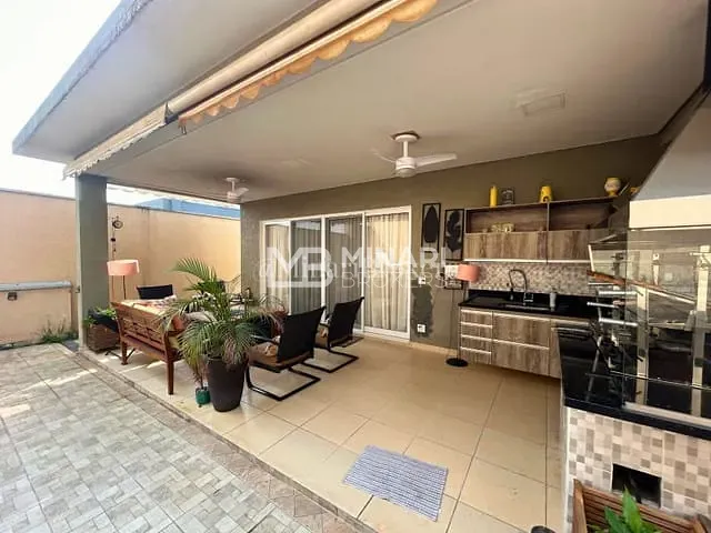 Casa 3 quartos e 5 banheiros, à venda, no bairro Alphaville em Santana de Parnaíba