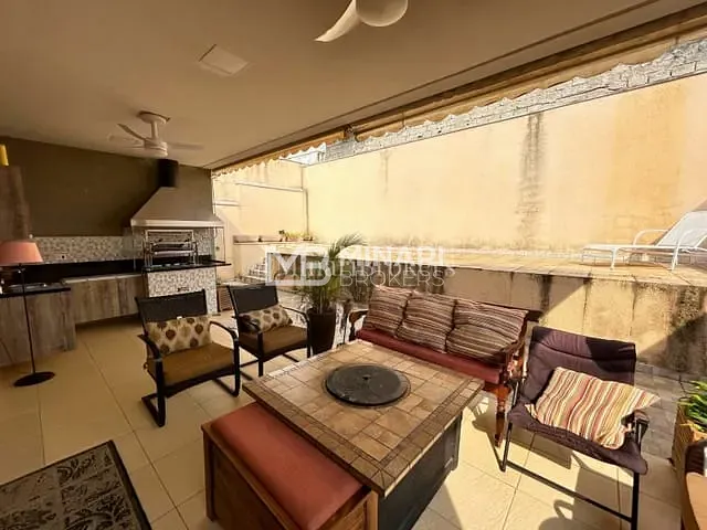 Casa 3 quartos e 5 banheiros, à venda, no bairro Alphaville em Santana de Parnaíba