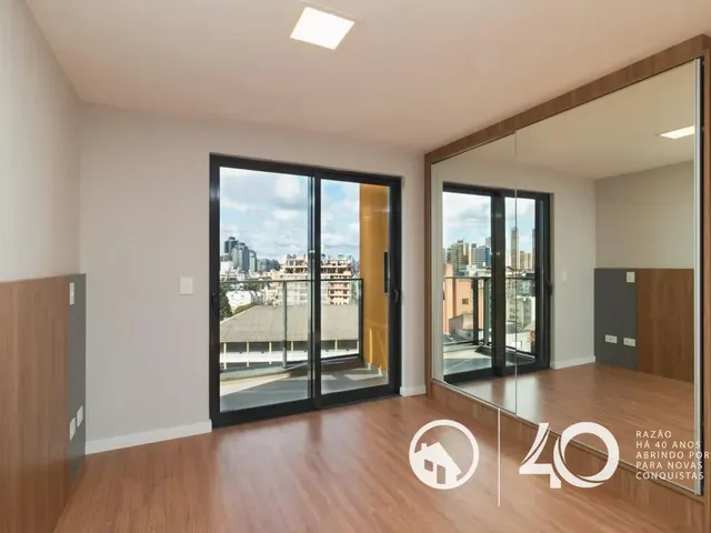 Outro 1 quarto e 1 banheiro, para alugar, no bairro Água Verde em Curitiba
