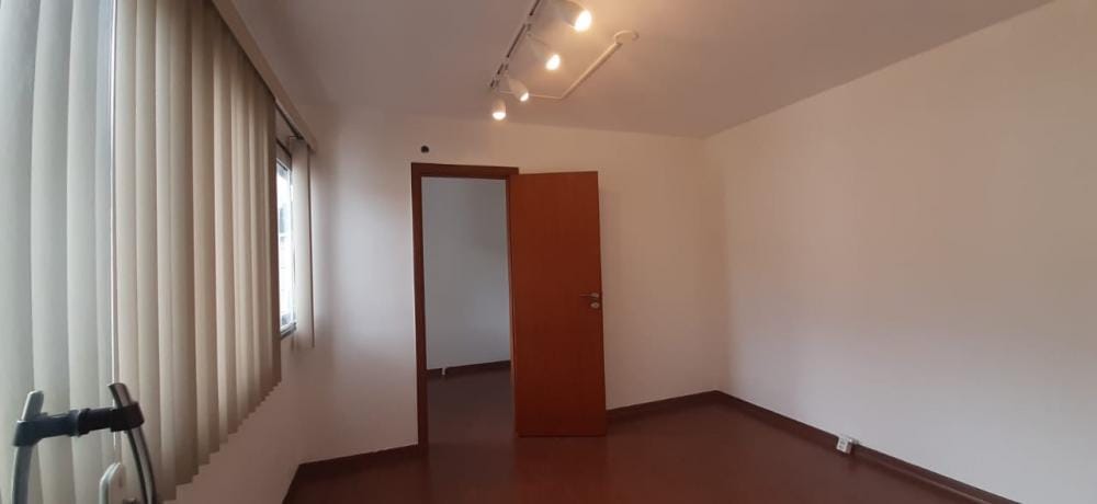https://static.arboimoveis.com.br/OT0010_JRIMOB/sala-no-centro1630504120951hswy.jpg
