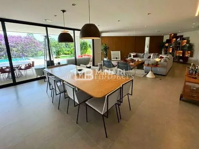 Casa com 1300m² 5 quartos e 8 banheiros, à venda, no bairro Residencial Tamboré em Barueri