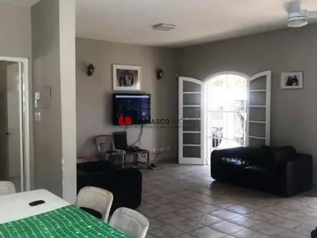 Casa 4 quartos e 3 banheiros, à venda, no bairro Balneário Gaivotas em Itanhaem