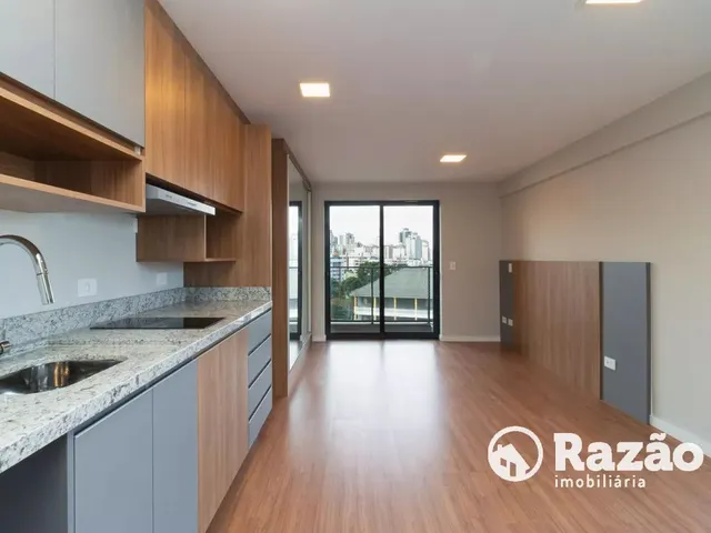 Outro 1 quarto e 1 banheiro, para alugar, no bairro Água Verde em Curitiba