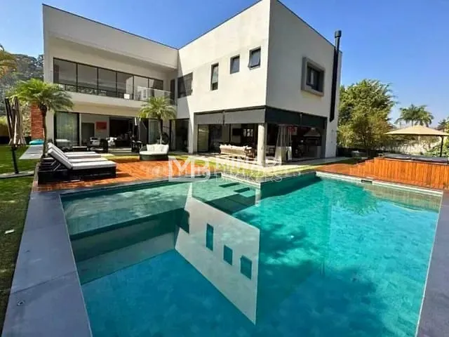 Casa 4 quartos e 8 banheiros, à venda, no bairro Residencial Tamboré em Barueri