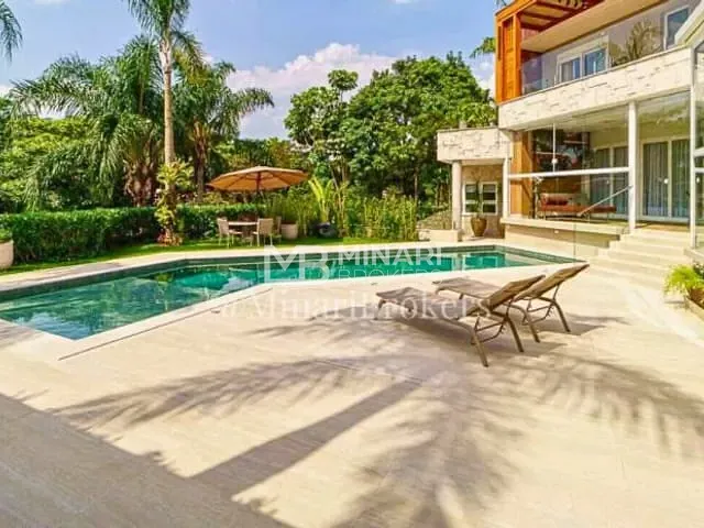 Casa 5 quartos e 8 banheiros, à venda, no bairro Residencial Tamboré em Barueri