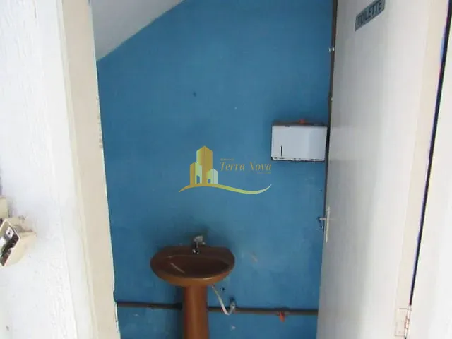 Outro com 500m² 1 quarto e 2 banheiros, para alugar, no bairro Itaquera em São Paulo