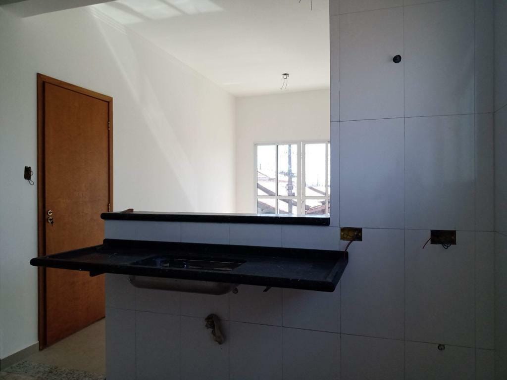 Casa à venda 2 Quartos, 2 Suites, 1 Vaga, 77M², Ocian, Praia Grande - SP