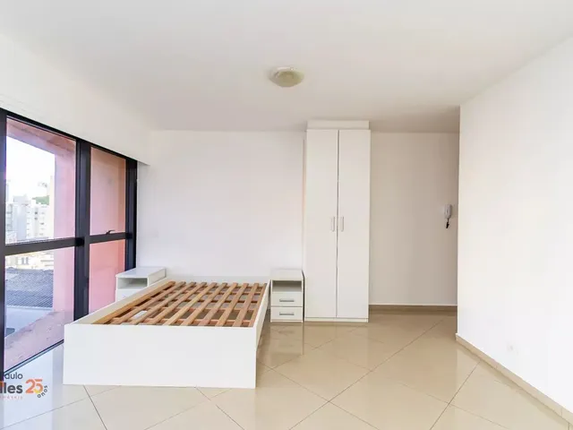 Outro 1 quarto e 1 banheiro, à venda ou para alugar, no bairro Centro em Curitiba