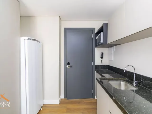 Outro para alugar, no bairro Centro em Curitiba