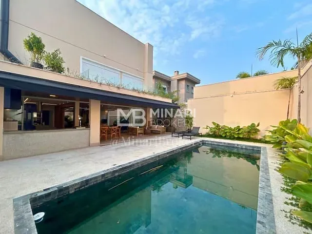 Casa com 512m² 4 quartos e 6 banheiros, à venda, no bairro Alphaville em Santana de Parnaíba