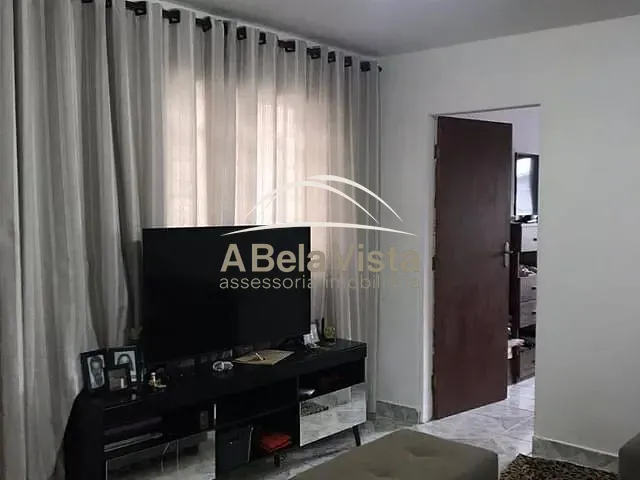 Casa com 200m² 4 quartos e 2 banheiros, à venda, no bairro Jaguaribe em Osasco
