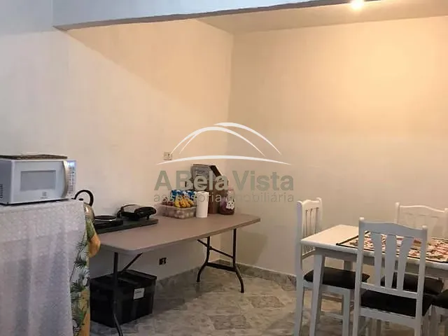 Casa com 200m² 4 quartos e 2 banheiros, à venda, no bairro Jaguaribe em Osasco