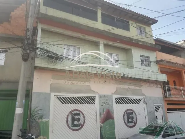 Sobrado com 246m² 3 quartos e 2 banheiros, à venda, no bairro Parque Imperial em Barueri