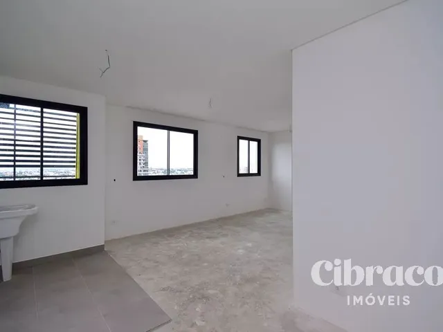 Outro 1 quarto e 1 banheiro, para alugar, no bairro Centro em Curitiba