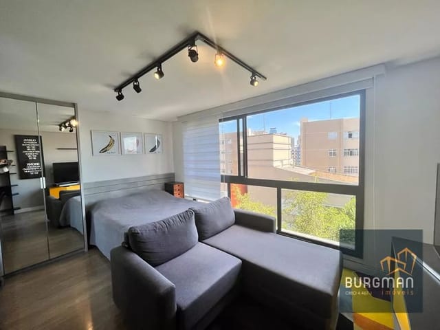 Outro 1 quarto e 1 banheiro, para alugar, no bairro Alto da Glória em Curitiba