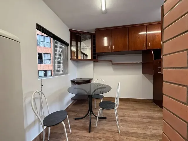 Outro 1 quarto e 1 banheiro, para alugar, no bairro Bigorrilho em Curitiba