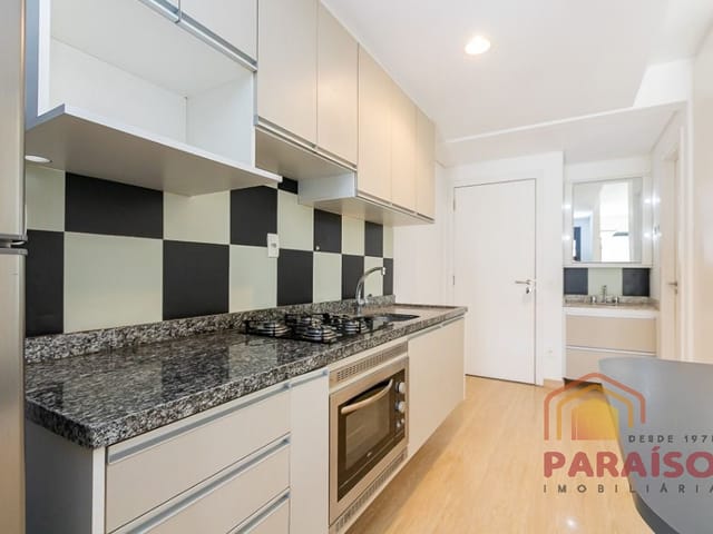 Outro 1 quarto e 1 banheiro, para alugar, no bairro Champagnat em Curitiba