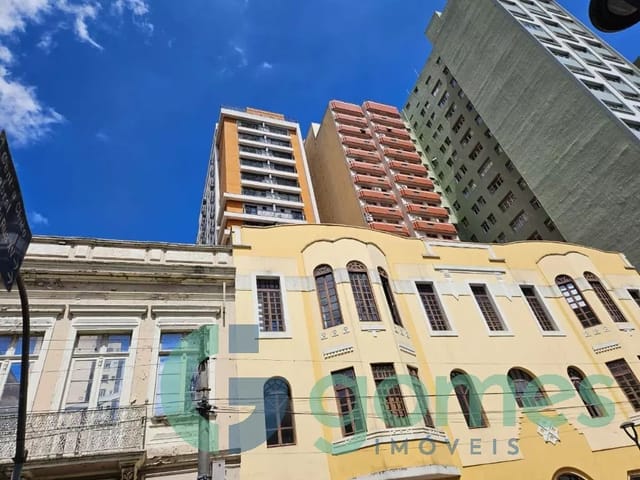 Outro 1 quarto e 1 banheiro, à venda, no bairro Centro em Curitiba