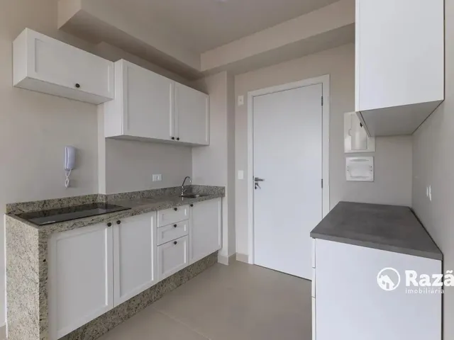 Outro 1 quarto e 1 banheiro, para alugar, no bairro Portão em Curitiba