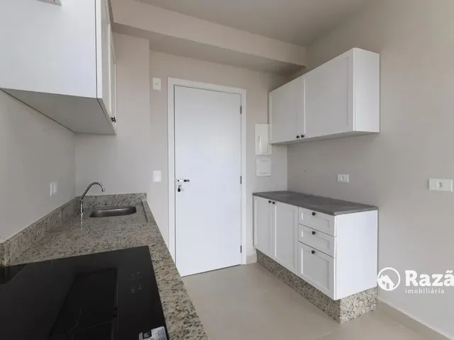 Outro 1 quarto e 1 banheiro, para alugar, no bairro Portão em Curitiba