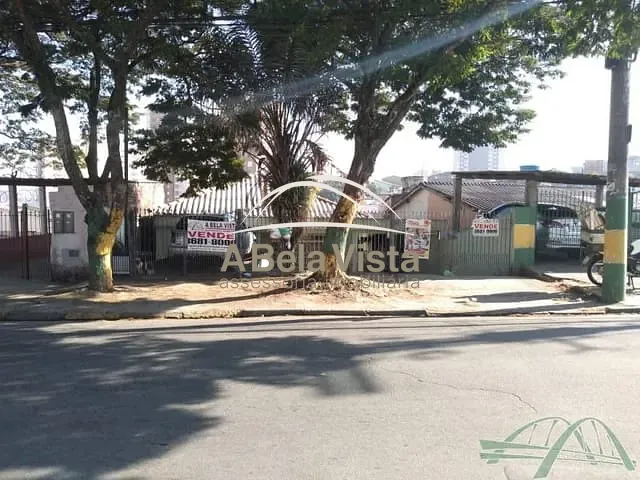 Sobrado com 300m² 6 quartos e 4 banheiros, à venda, no bairro São Pedro em Osasco