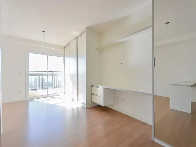 Outro 1 quarto e 1 banheiro, à venda ou para alugar, no bairro Centro em Curitiba