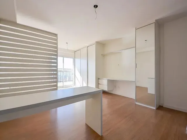 Outro 1 quarto e 1 banheiro, à venda ou para alugar, no bairro Centro em Curitiba