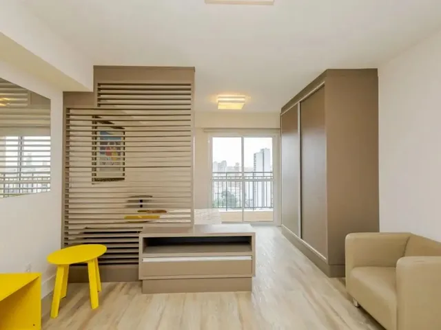 Outro 1 quarto e 1 banheiro, para alugar, no bairro Centro em Curitiba