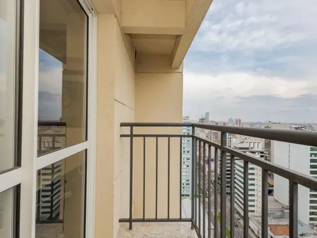 Outro 1 quarto e 1 banheiro, para alugar, no bairro Centro em Curitiba