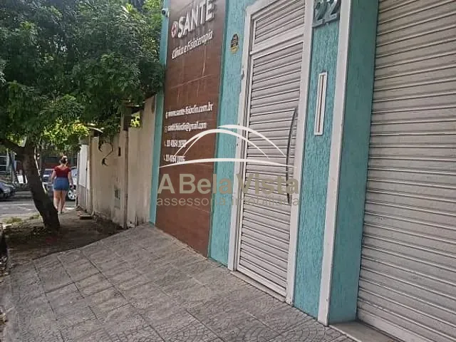 Sobrado com 225m² 5 quartos e 3 banheiros, à venda, no bairro Parque Jose Alex Andre em Carapicuíba