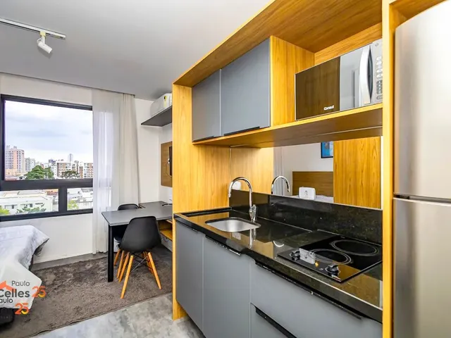 Apartamento 1 quarto e 1 banheiro, para alugar, no bairro Água Verde em Curitiba