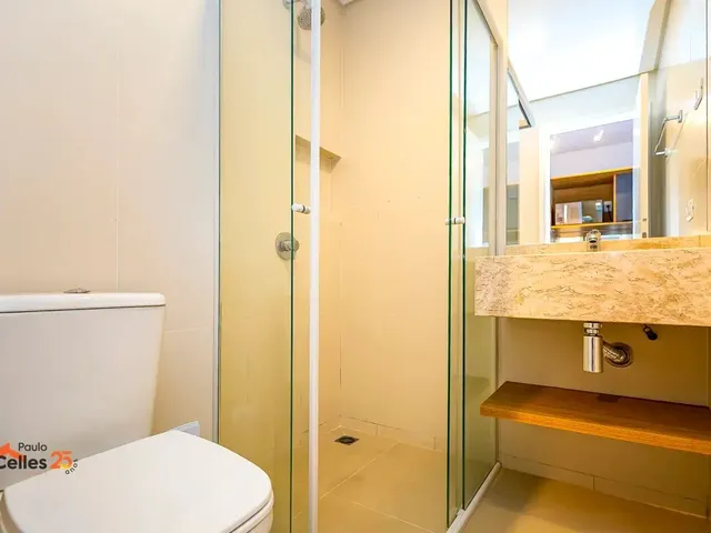 Apartamento 1 quarto e 1 banheiro, para alugar, no bairro Água Verde em Curitiba
