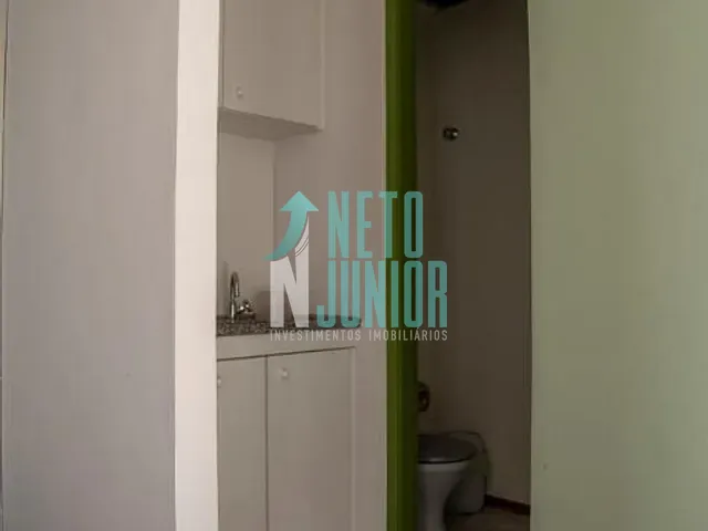 Sobrado com 235m² 1 quarto e 3 banheiros, à venda ou para alugar, no bairro Moema em São Paulo