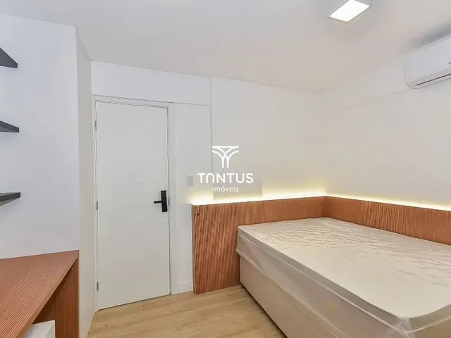 Outro 1 quarto e 1 banheiro, para alugar, no bairro Água Verde em Curitiba