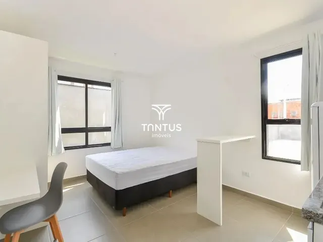 Outro 1 quarto e 1 banheiro, para alugar, no bairro Bacacheri em Curitiba