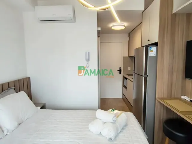 Outro com 30m² 1 quarto e 1 banheiro, para alugar, no bairro Centro em Curitiba