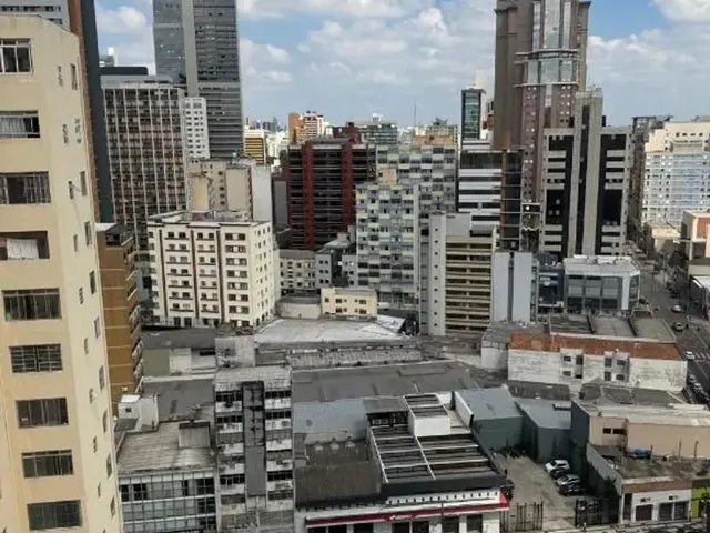 Outro para alugar, no bairro Centro em Curitiba