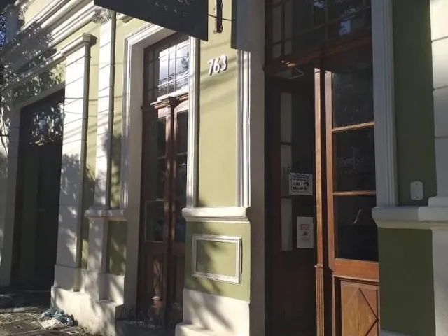 Outro 1 quarto e 1 banheiro, para alugar, no bairro Centro em Curitiba