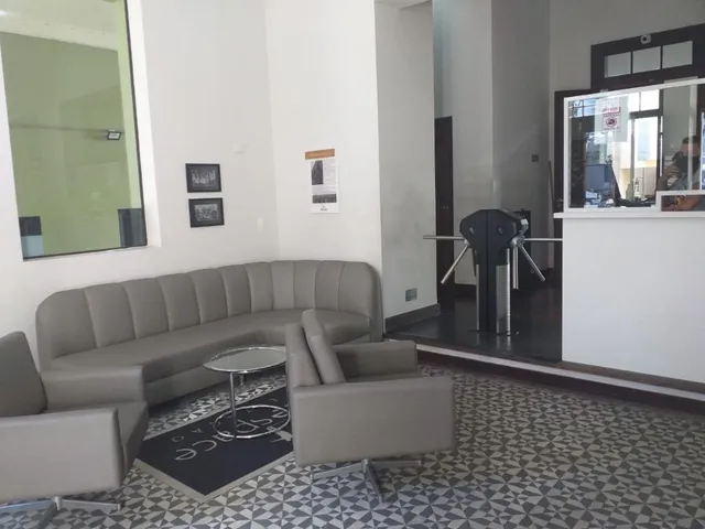 Outro 1 quarto e 1 banheiro, para alugar, no bairro Centro em Curitiba