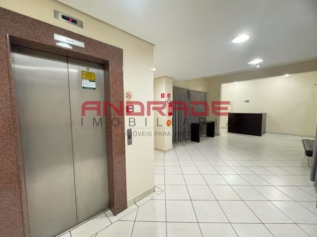 Outro 1 quarto e 1 banheiro, para alugar, no bairro Centro em Curitiba