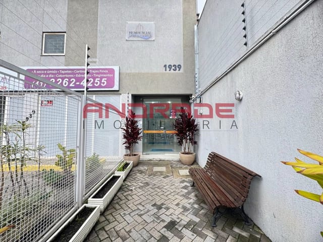 Outro 1 quarto e 1 banheiro, para alugar, no bairro Centro em Curitiba