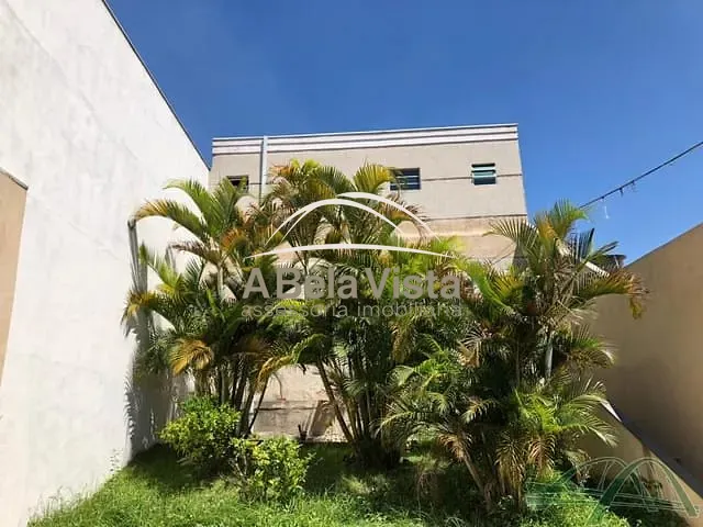 Casa com 300m² 8 quartos e 4 banheiros, à venda, no bairro Vila Menck em Osasco