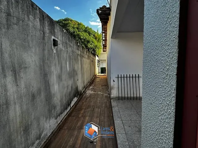 Outro com 240m² 2 quartos e 1 banheiro, à venda, no bairro Parque Residencial Universitário em Rondonópolis