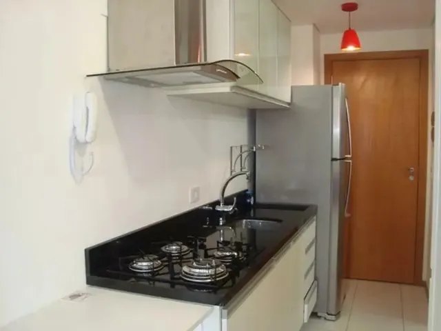 Outro 1 quarto e 1 banheiro, para alugar, no bairro Centro em Curitiba
